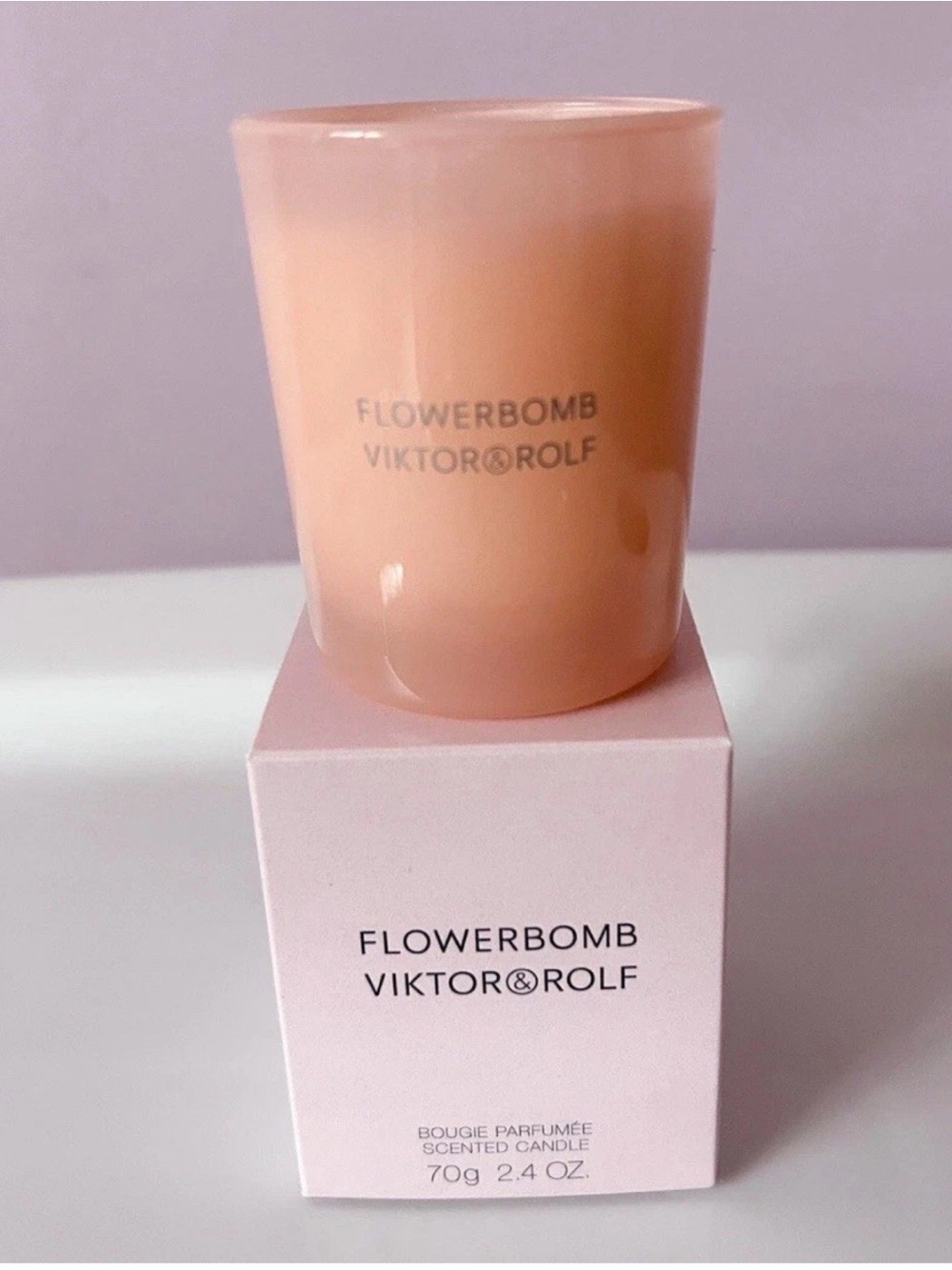 VIKTOR & ROLF FLOWERBOMB 2.4oz/70g  PARFUME SCENTED CANDLE NIB